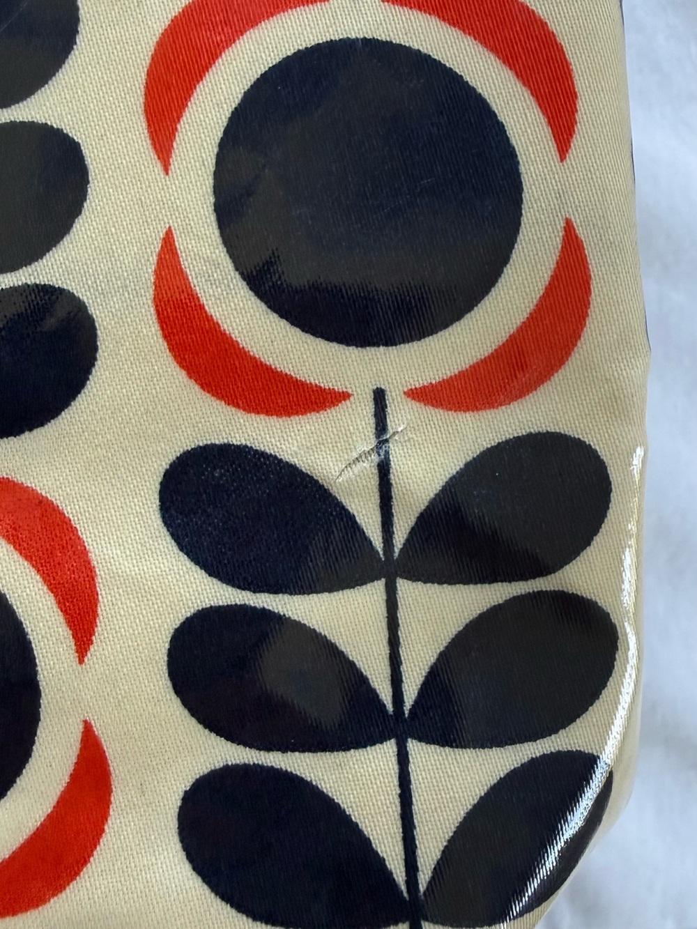 Orla Kiely Classic Flower and Stem Pattern Bag - Picture 11 of 16